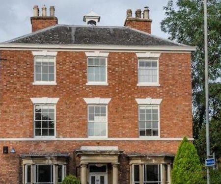 The Lions Bed and Breakfast Newark upon Trent Εξωτερικό φωτογραφία